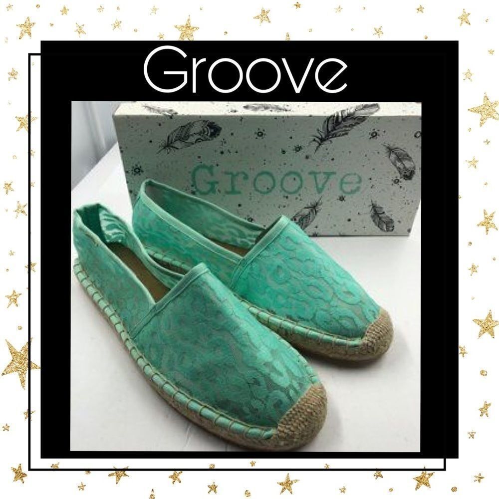 New! Groove Mint Green Slip on Loafers 9